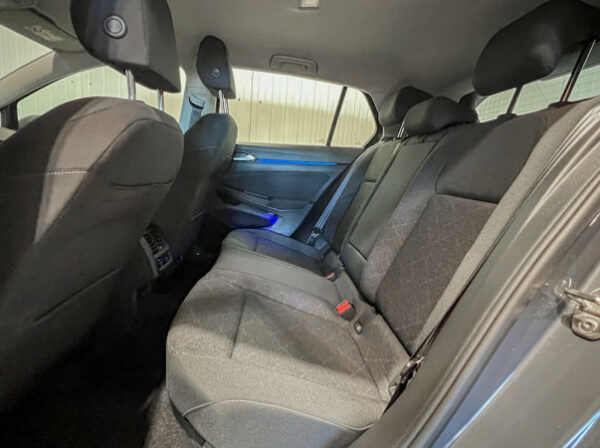 VOLKSWAGEN GOLF VIII