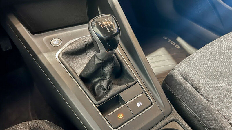 VOLKSWAGEN GOLF VIII