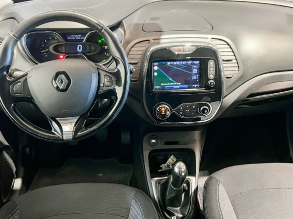 RENAULT CAPTUR