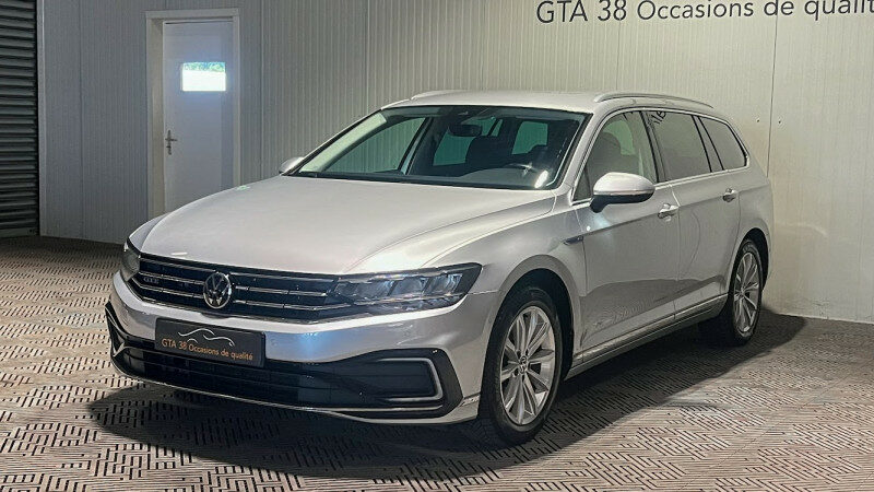 VOLKSWAGEN PASSAT SW