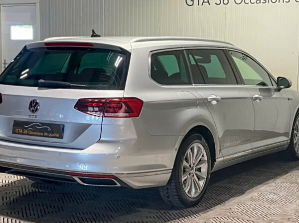 VOLKSWAGEN PASSAT SW