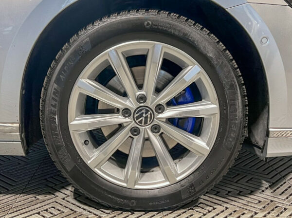 VOLKSWAGEN PASSAT SW