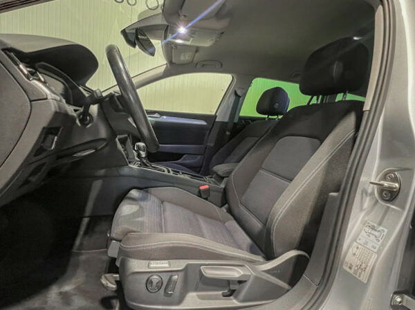 VOLKSWAGEN PASSAT SW