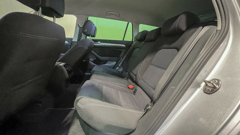 VOLKSWAGEN PASSAT SW