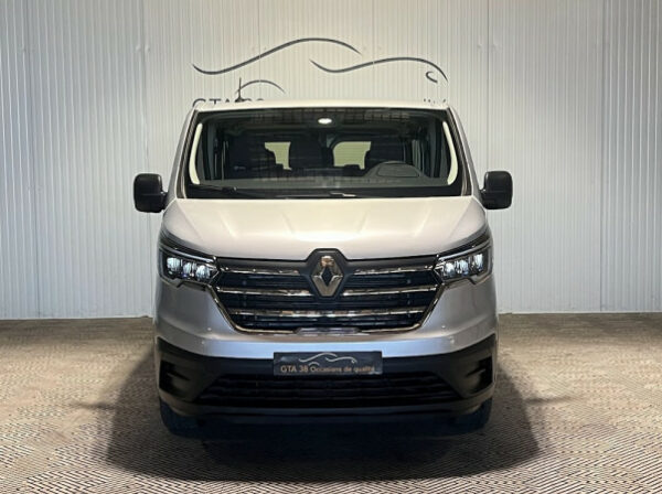RENAULT TRAFIC III COMBI