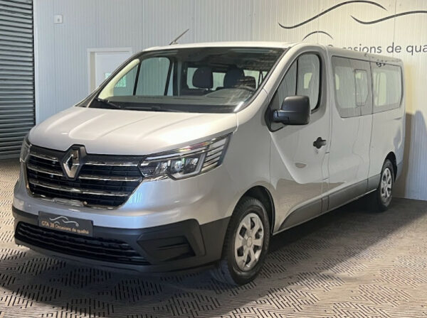 RENAULT TRAFIC III COMBI