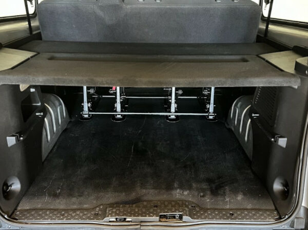 RENAULT TRAFIC III COMBI