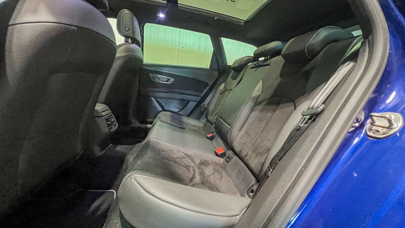 SEAT LEON ST