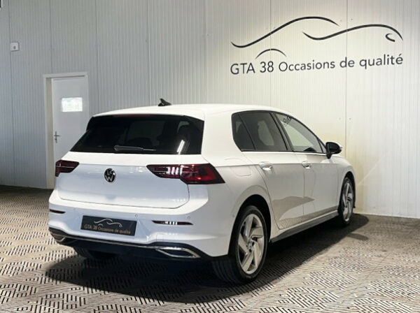 VOLKSWAGEN GOLF VIII