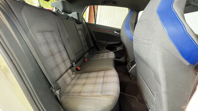 VOLKSWAGEN GOLF VIII