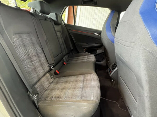 VOLKSWAGEN GOLF VIII