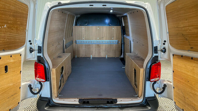 VOLKSWAGEN TRANSPORTER FG