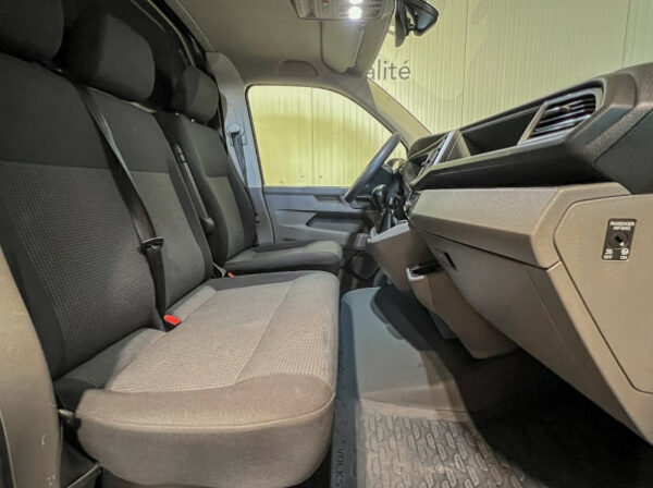 VOLKSWAGEN TRANSPORTER FG