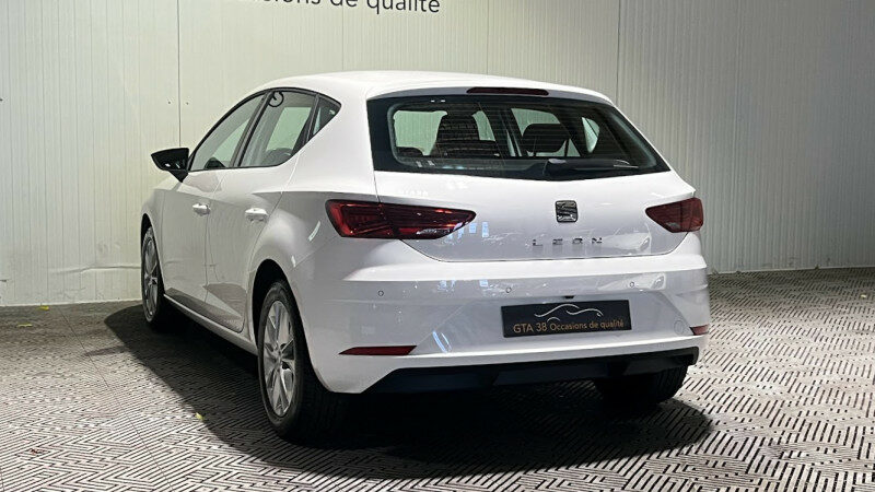 SEAT LEON