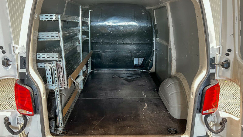 VOLKSWAGEN TRANSPORTER FG