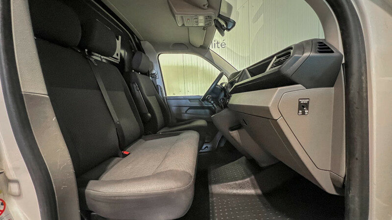 VOLKSWAGEN TRANSPORTER FG