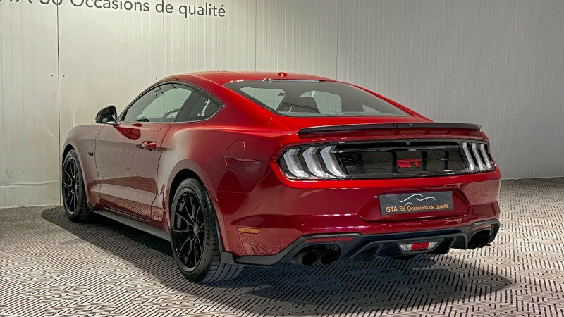 FORD MUSTANG FASTBACK