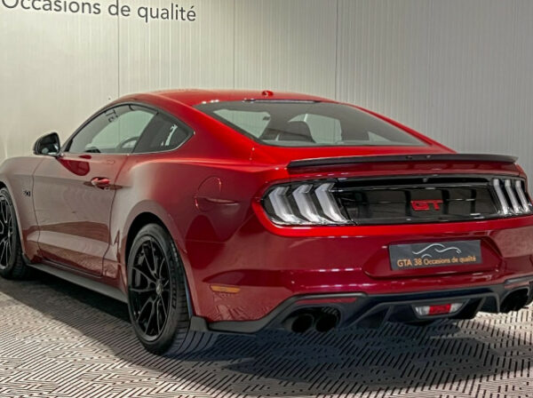 FORD MUSTANG FASTBACK