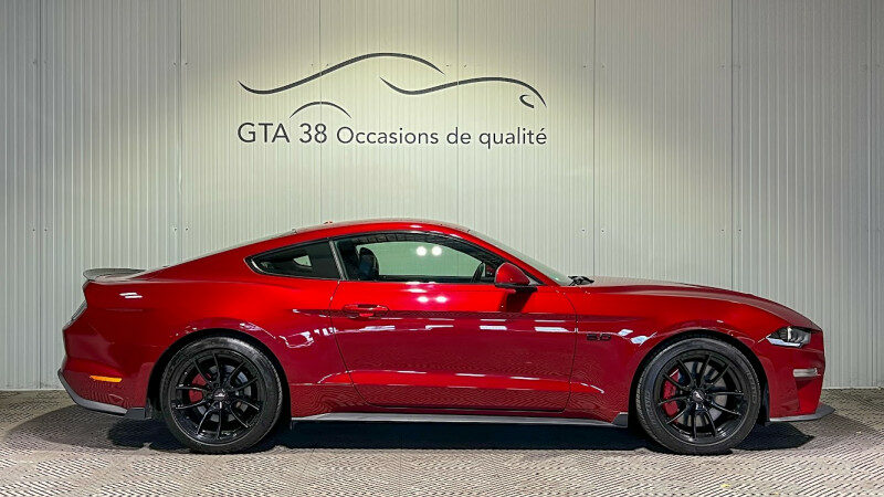 FORD MUSTANG FASTBACK