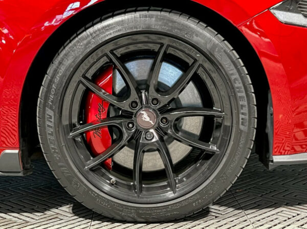 FORD MUSTANG FASTBACK