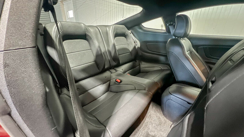 FORD MUSTANG FASTBACK