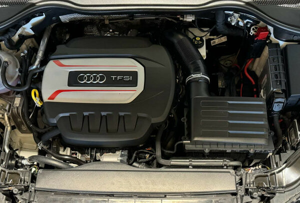 AUDI TTS