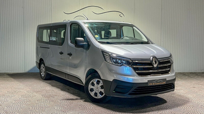 RENAULT TRAFIC III COMBI