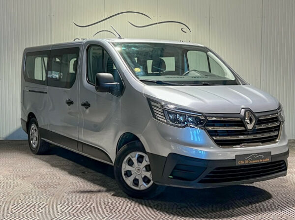 RENAULT TRAFIC III COMBI