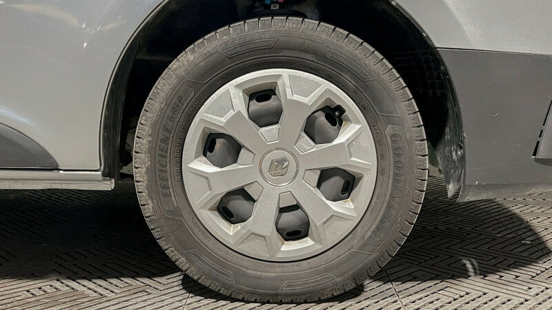 RENAULT TRAFIC III COMBI