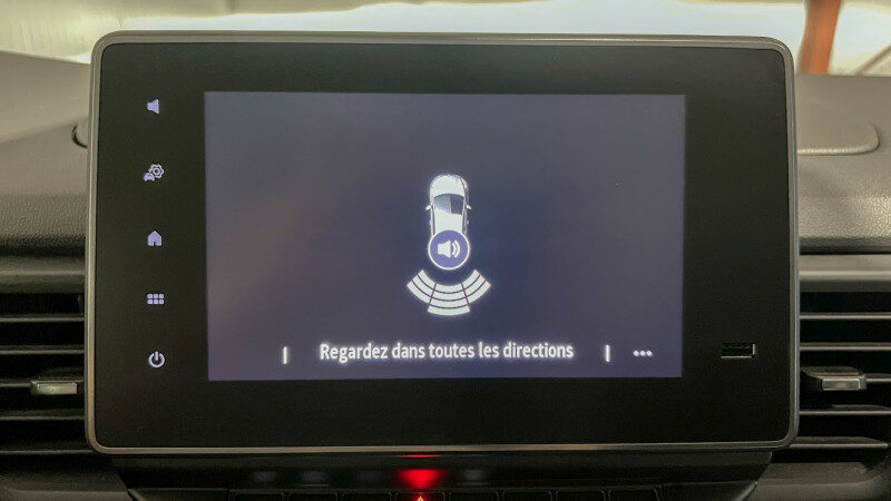 RENAULT TRAFIC III COMBI