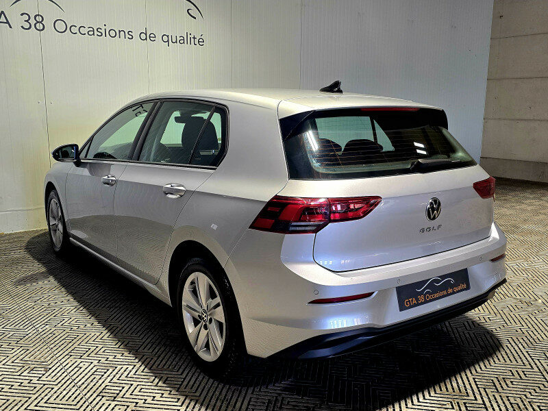 VOLKSWAGEN GOLF VIII