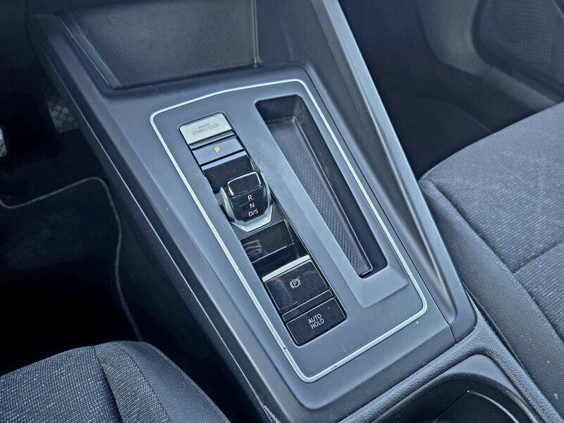 VOLKSWAGEN GOLF VIII