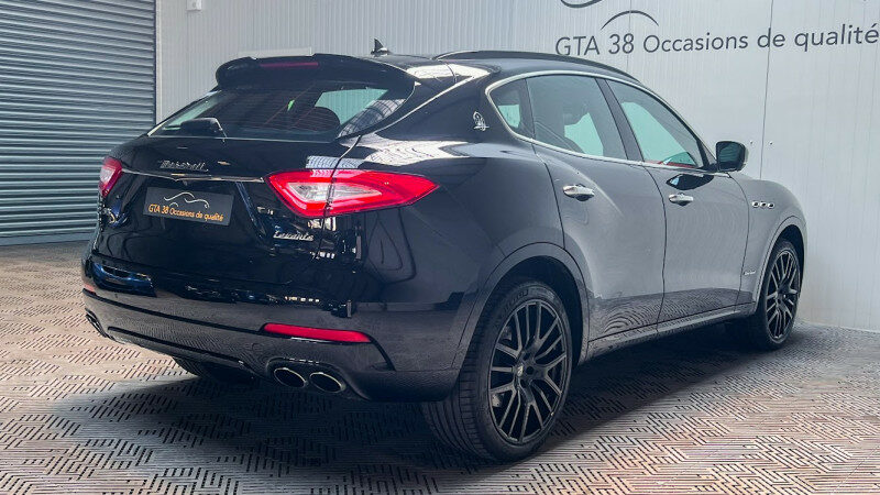 MASERATI LEVANTE