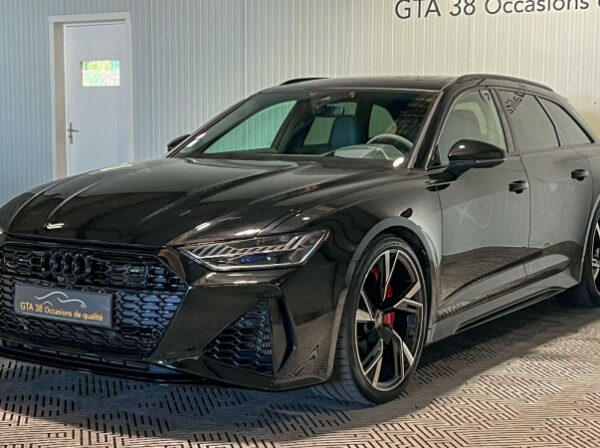 AUDI RS6 AVANT