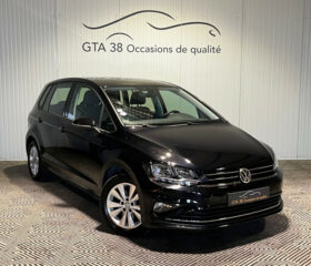 VOLKSWAGEN GOLF SPORTSVAN