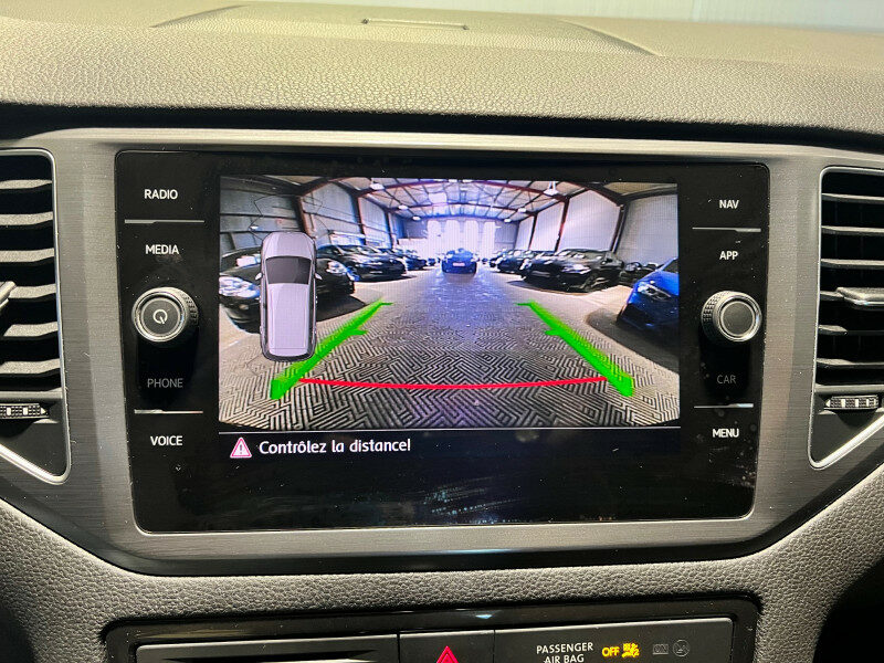 VOLKSWAGEN GOLF SPORTSVAN