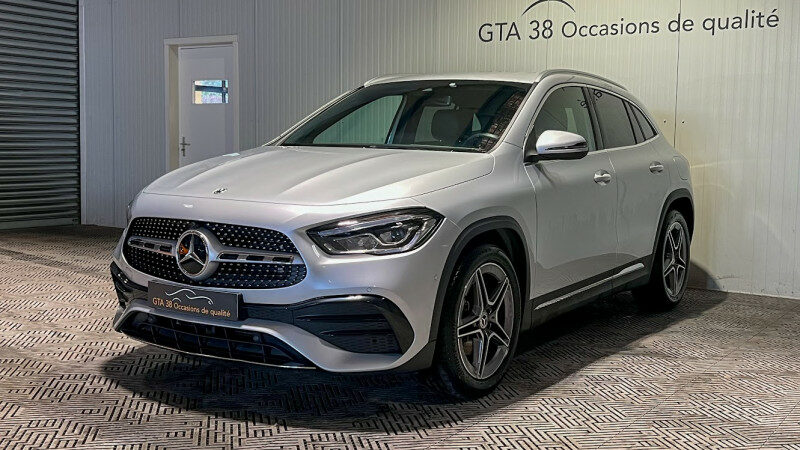MERCEDES GLA