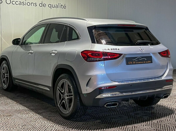 MERCEDES GLA