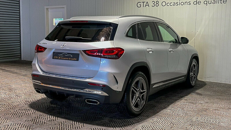 MERCEDES GLA