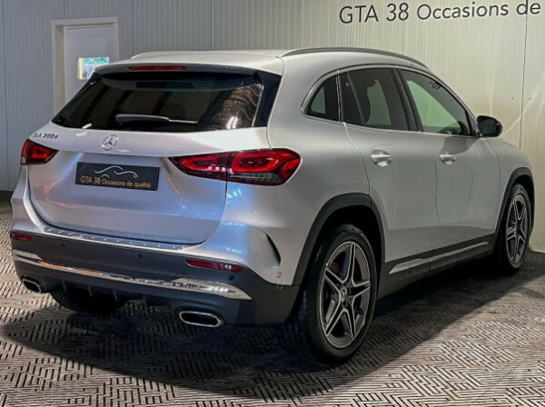 MERCEDES GLA