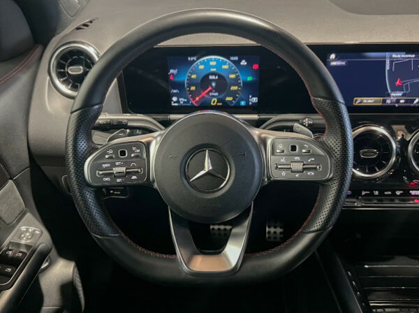 MERCEDES GLA