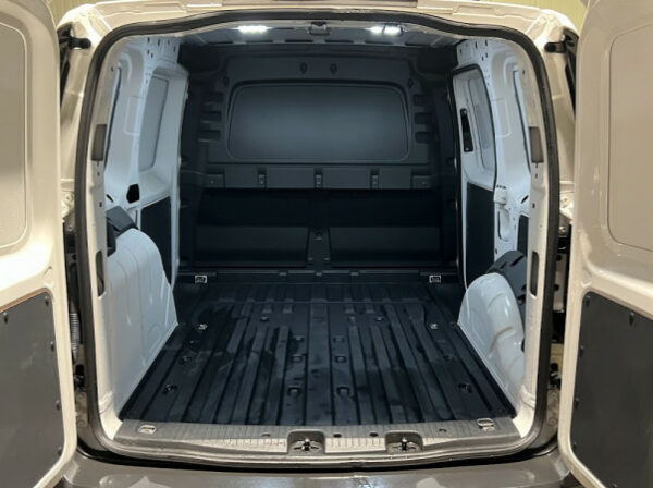 VOLKSWAGEN CADDY CARGO