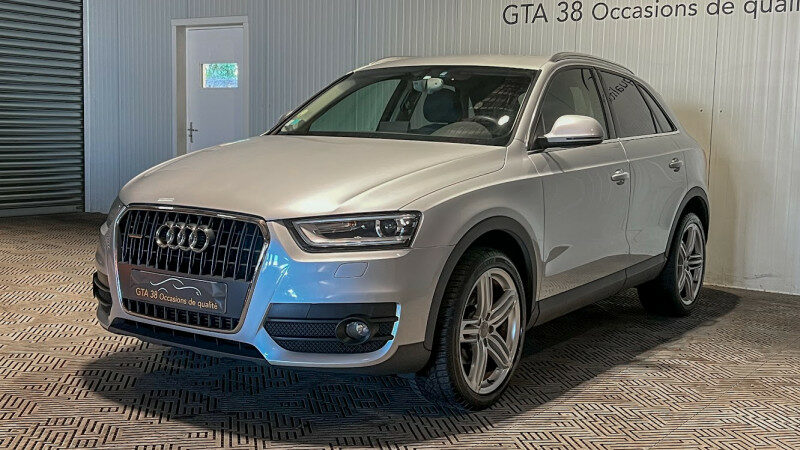 AUDI Q3