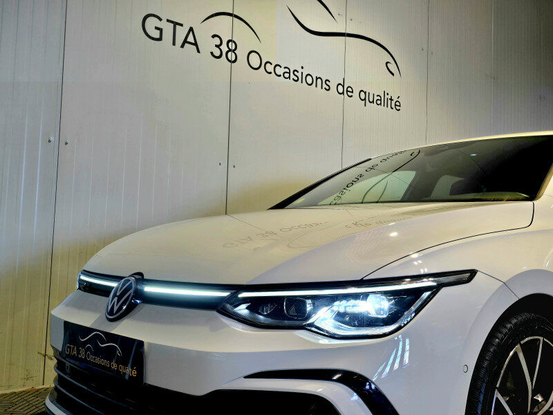 VOLKSWAGEN GOLF VIII