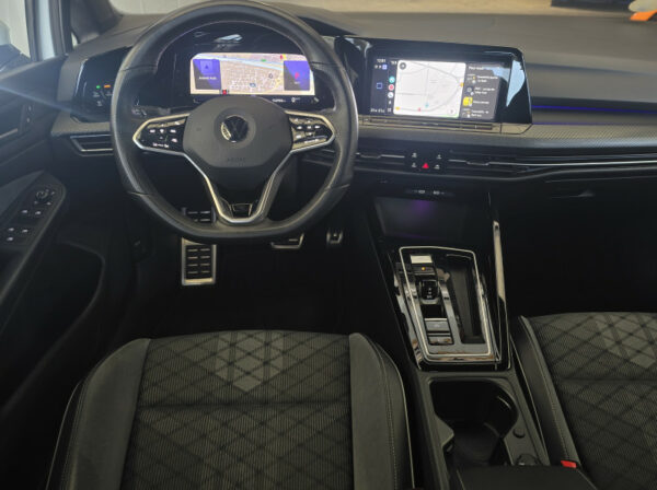 VOLKSWAGEN GOLF VIII