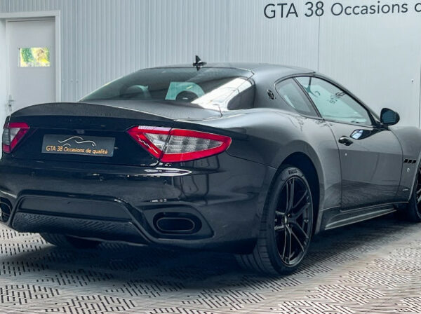 MASERATI GRANTURISMO