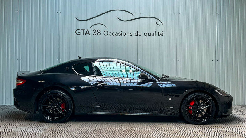 MASERATI GRANTURISMO