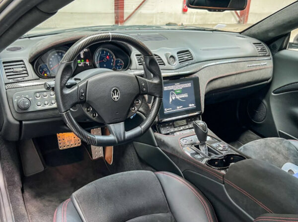 MASERATI GRANTURISMO