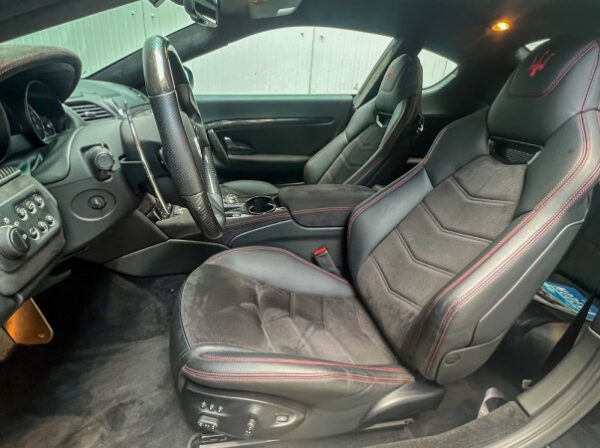 MASERATI GRANTURISMO