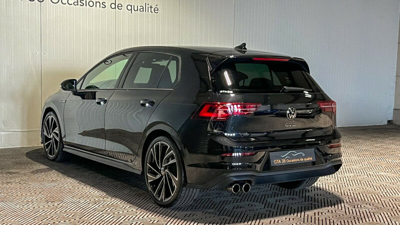 VOLKSWAGEN GOLF VIII